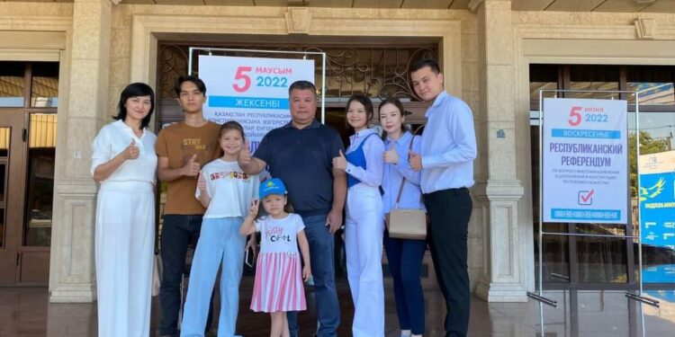 ШЫМКЕНТ ҚАЛАСЫ МӘСЛИХАТТЫҢ ХАТШЫСЫ РЕФЕРЕНДУМДА ДАУЫС БЕРДІ