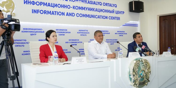 ШЫМКЕНТ: ЖОЛДАУДА ҚОҒАМНЫҢ КҮТКЕН ЕҢ МАҢЫЗДЫ МӘСЕЛЕЛЕРІ ҚАМТЫЛДЫ