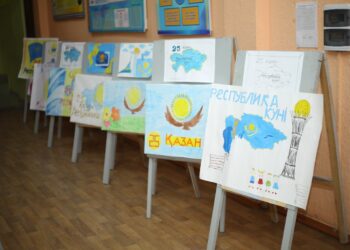 Түркістан: Сурет салу байқауы