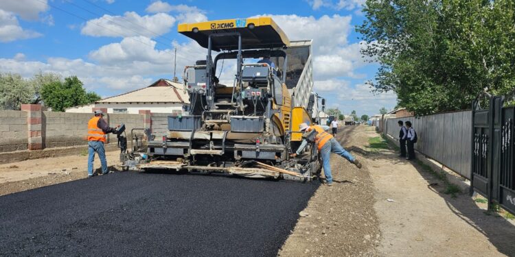 Әкім, халық, депутат бірлескен ауыл.