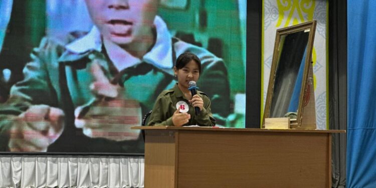 Отырар ауданында«Әлемді кітап арқылы танимын» атты аудандық байқауы өтті.