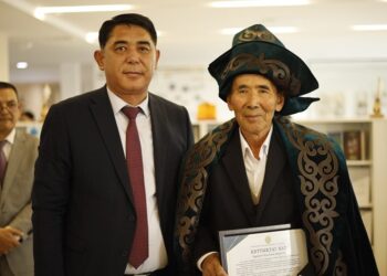 ҚОС БІРДЕЙ КІТАПТЫҢ ТҰСАУКЕСЕРІ ӨТТІ