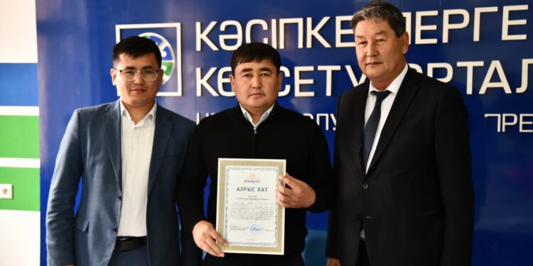 Отырар ауданында кәсіпкерлер кеңесінің кезекті жиыны өтті.