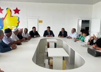 АУДАН ӘКІМІ ЭТНОС ЖӘНЕ ҚОҒАМДЫҚ ҰЙЫМ ӨКІЛДЕРІМЕН КЕЗДЕСТІ.