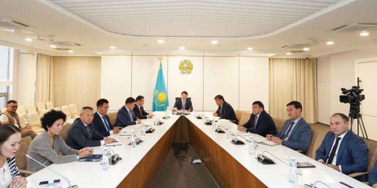 ТҮРКІСТАН ОБЛЫСЫНДА АВТОЖОЛДАРДЫҢ БОЙЫНДАҒЫ СЕРВИС САПАСЫ ЖАҚСАРАДЫ.