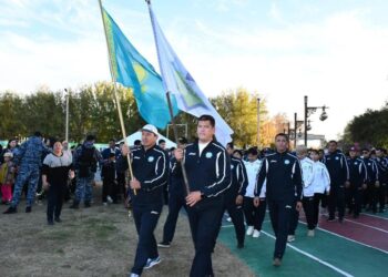ТҮРКІСТАН: ОРДАБАСЫДА АУДАННЫҢ 60 ЖЫЛДЫҒЫНА ОРАЙ ДҮРКІРЕГЕН ТОЙ ӨТТІ.