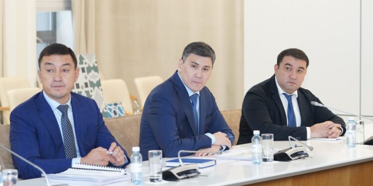 ТҮРКІСТАНДЫҚТАРДЫ ШЕТ МЕМЛЕКЕТТЕРГЕ ЖҰМЫСҚА ОРНАЛАСТЫРАТЫН ОРТАЛЫҚ АШЫЛДЫ.