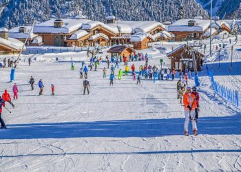 ТҮРКІСТАН: ТӨЛЕБИДЕ ЖЫЛЫНА 120 МЫҢ ДЕМАЛУШЫНЫ ҚАБЫЛДАЙТЫН ТАУ ШАҢҒЫСЫ КУРОРТЫНЫҢ ҚҰРЫЛЫСЫ ЖҮРІП ЖАТЫР.