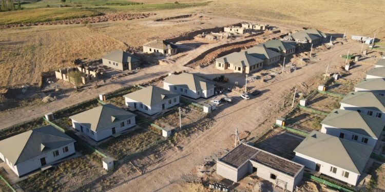 ТҮРКІСТАН ОБЛЫСЫНДА ТҰРҒЫНДАРДЫ АРЕНДАЛЫҚ ҮЙЛЕРМЕН ҚАМТУ ЖҰМЫСЫ ЖАЛҒАСЫП ЖАТЫР.