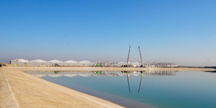 ТҮРКІСТАНДАҒЫ ЕСКЕК ЕСУ КАНАЛЫНЫҢ ҚҰРЫЛЫСЫ ЖАЛҒАСЫП ЖАТЫР.