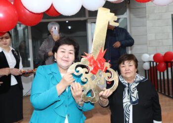 ТҮРКІСТАН: АРЫСТА 120 ОРЫНДЫҚ БАСТАУЫШ МЕКТЕПТІҢ ЛЕНТАСЫ ҚИЫЛДЫ.