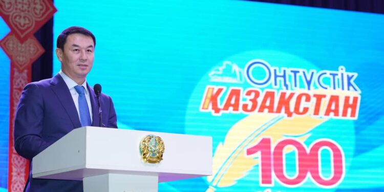 ТҮРКІСТАНДА «ОҢТҮСТІК ҚАЗАҚСТАН» ГАЗЕТІНІҢ ҒАСЫРЛЫҚ ТОЙЫ АТАЛЫП ӨТТІ.