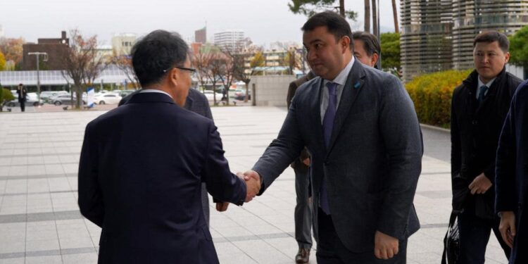 ТҮРКІСТАН ОБЛЫСЫНЫҢ ДЕЛЕГАЦИЯСЫ КОРЕЯ КОМПАНИЯЛАРЫМЕН КЕЛІССӨЗДЕР ЖҮРГІЗДІ