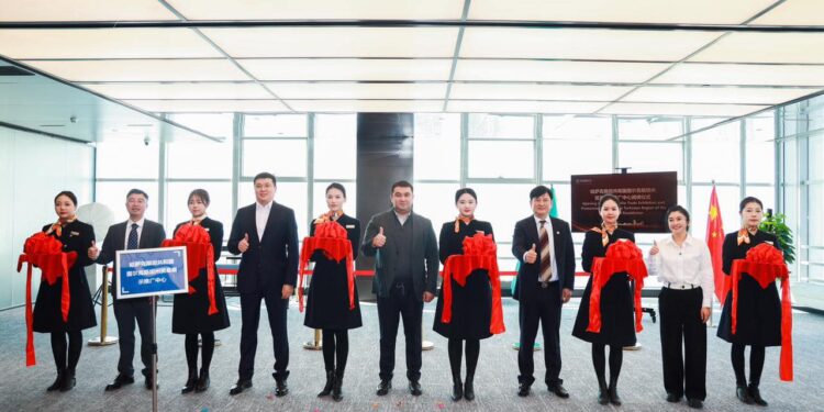 ХУБЭЙ ПРОВИНЦИЯСЫНДА ТҮРКІСТАН ОБЛЫСЫНЫҢ САУДА ӨКІЛДІГІНІҢ РЕСМИ АШЫЛУЫ ӨТТІ