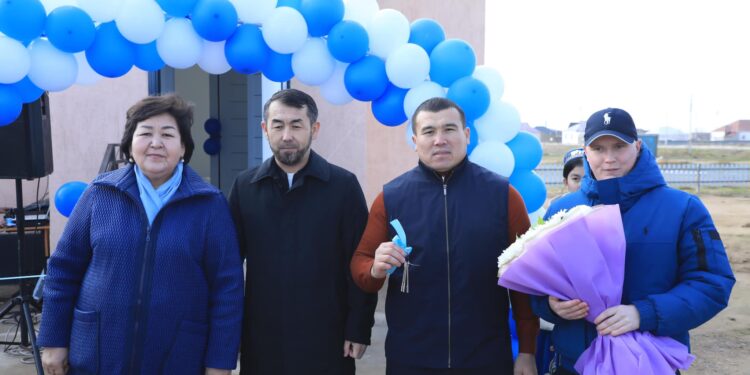 АРЫС ҚАЛАСЫНДА ТӨРТ ОТБАСЫ ДЕМЕУШІЛЕР ЕСЕБІНЕН БАСПАНАЛЫ БОЛДЫ