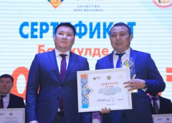 ТҮРКІСТАНДА «ӨНЕРЛІ ӨЛКЕ» ОБЛЫСТЫҚ ӨНЕР ФЕСТИВАЛІНІҢ ЖЕҢІМПАЗЫ МЕН ЖҮЛДЕГЕРЛЕРІ МАРАПАТТАЛДЫ