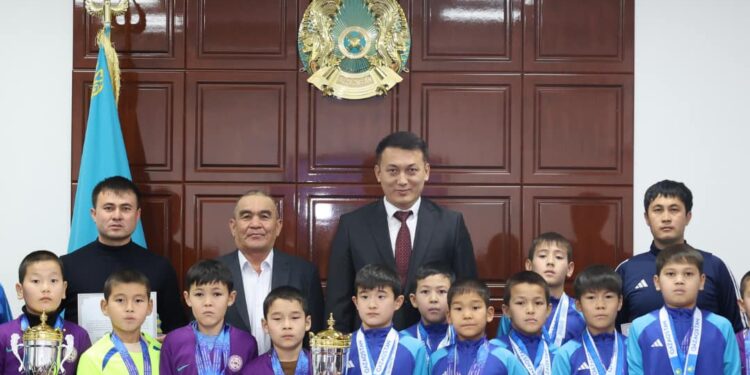 МӘДЕНИЕТ ЖӘНЕ СПОРТ САЛАСЫНДА ЖЕТІСТІКТЕРГЕ ЖЕТКЕН МАМАНДАР МАРАПАТТАЛДЫ.