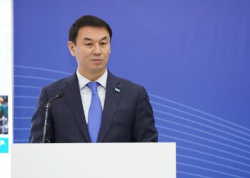 ДАРХАН САТЫБАЛДЫ ӨҢІР КӘСІПКЕРЛЕРІМЕН КЕЗДЕСТІ.