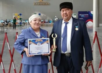 “Өнегелі отбасы” байқауының жеңімпазы – Манашовтар отбасы Астанада марапатталды.