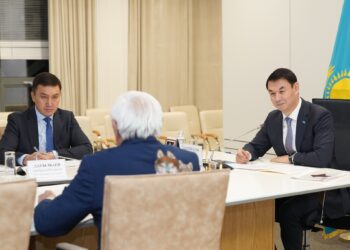 ДАРХАН САТЫБАЛДЫ КЕЗЕКТІ РЕТ ЖЕКЕ ҚАБЫЛДАУ ӨТКІЗДІ.