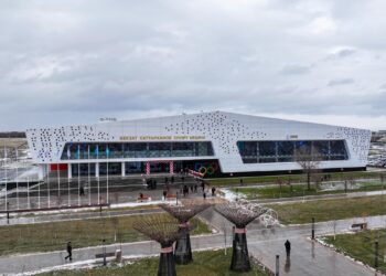 ТҮРКІСТАНДА БЕКЗАТ САТТАРХАНОВ АТЫНДАҒЫ СПОРТ КЕШЕНІ ПАЙДАЛАНУҒА БЕРІЛДІ.