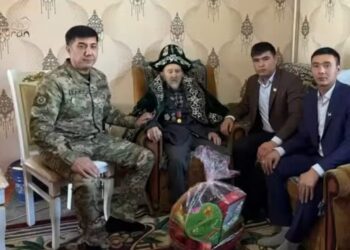 Ұлы Отан соғыс ардагерін құттықтады.