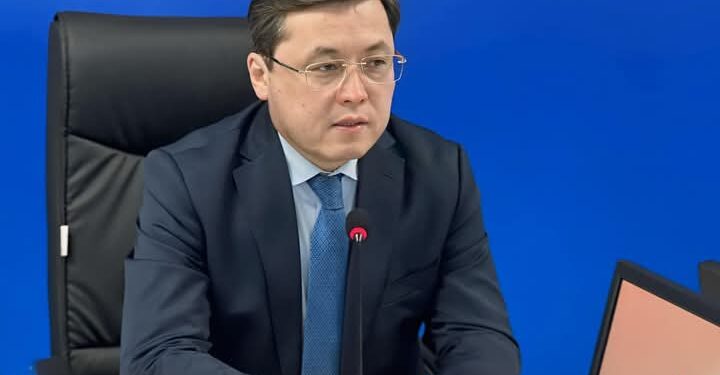 ТҮРКІСТАН: КАДРЛЫҚ РЕЗЕРВТЕГІ ҮЗДІК ПЕДАГОГТАР ДИРЕКТОРЛЫҚҚА КОНКУРССЫЗ ТАҒАЙЫНДАЛАДЫ.