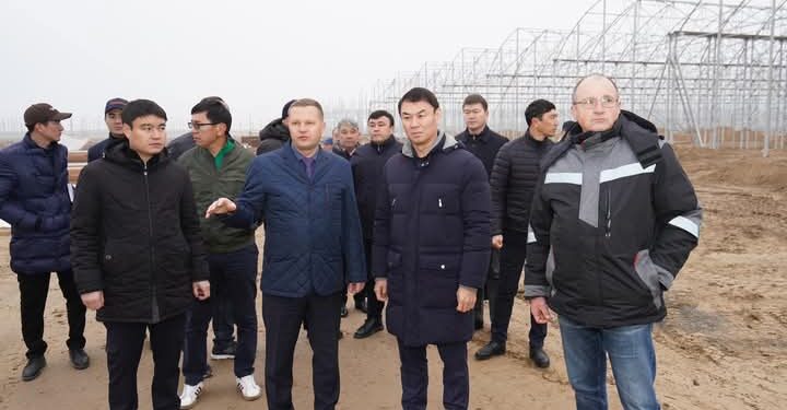 ТҮРКІСТАН: КЕЛЕС АУДАНЫНДА ЕЛІМІЗДЕГІ ЕҢ ІРІ ЖЫЛЫЖАЙ КЕШЕНІ САЛЫНУДА.