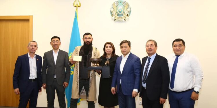 СОЛТҮСТІК ӨҢІРЛЕРГЕ ҚОНЫС АУДАРУШЫ АЗАМАТТАРҒА ЖАН-ЖАҚТЫ ҚОЛДАУ КӨРСЕТІЛЕДІ