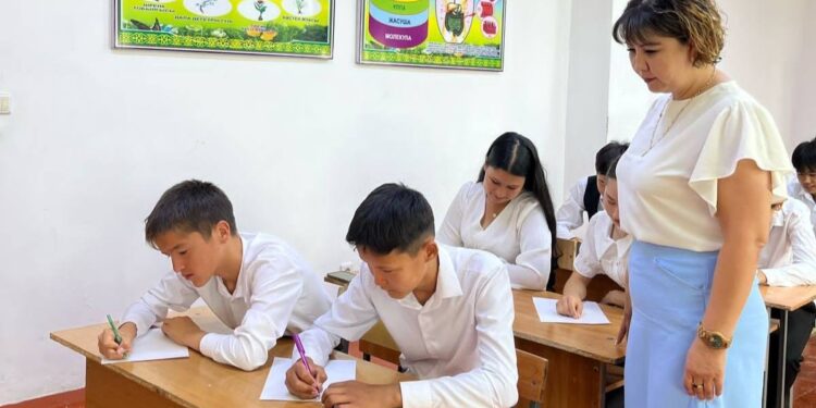 Т.Айтжанов атындағы жалпы білім беретін мектепте «Білімім – Отаныма!» тақырыбында бірыңғай эссе жазу жұмысы ұйымдастырылды.