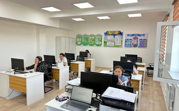 Сауран Тілдер Дамыту Орталығы.Сауран аудандық ішкі саясат бөлімі мамандары ҚАЗТЕСТ жүйесінде үздік нәтиже көрсетті.