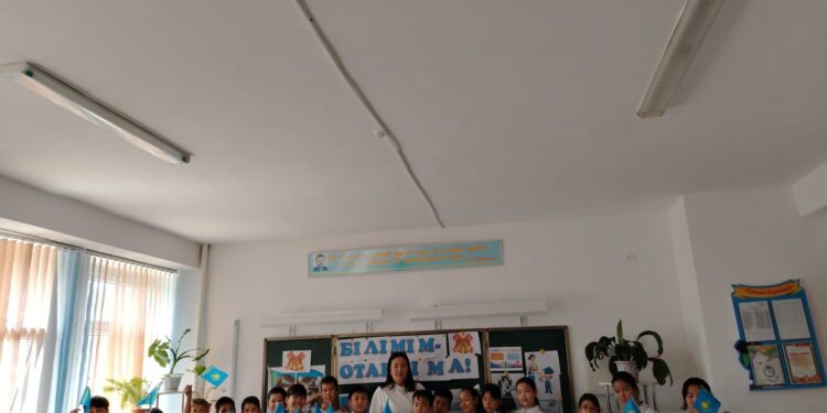 “Білімім – Отанымa” атты бірыңғай тәрбие сағаты өтті.