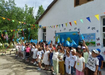 Сауран ауданы білім бөліміне қарасты. Құмтүйін Жалпы Орта Мектебінде, Рәміздер күні аталып өтті.