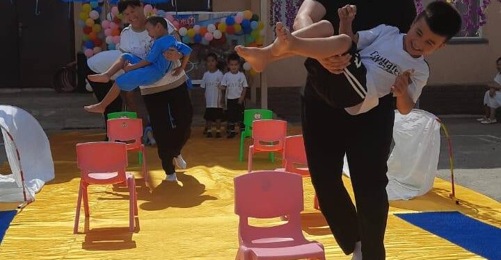 Сауран ауданы білім бөліміне қарасты.Алтын Ұя Балабақшасында  «Бақытты балалық шақ» тақырыбы аясында «Толағай» – батылдар мен белсенділер сайысы өткізілді!