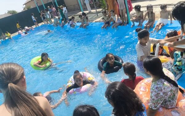 Х.А.Яссауи Атындағы Жббм Сауран Ауданы Білім Бөліміне қарасты.2025 жылдың 5 маусым күні оқушылар ауылымыздағы ашық бассейнге шомылуға барды.