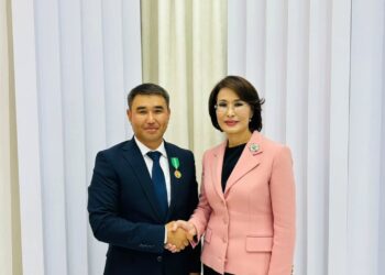 Халық денсаулығы үшін еңбегі еленген фельдшерге «Шапағат» медалі табысталды!!!