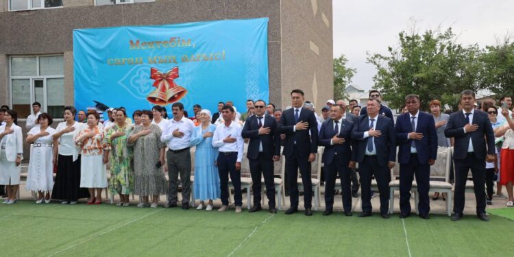 Сауран ауданы білім бөліміне қарасты. Молда Мұса атындағы жалпы білім беретін мектебінде «Мектебім,саған мың алғыс! » атты салтанатты жиыны өткізілді.