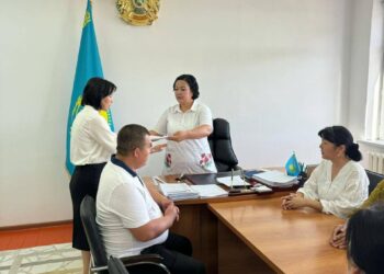 Сауран ауданы білім бөліміне қарасты. Ә.Сығай атындағы жалпы білім беретін мектебінде 9-сынып білім алушылары математика (алгебра) пәнінен жазбаша мемлекеттік емтихан тапсырылды.