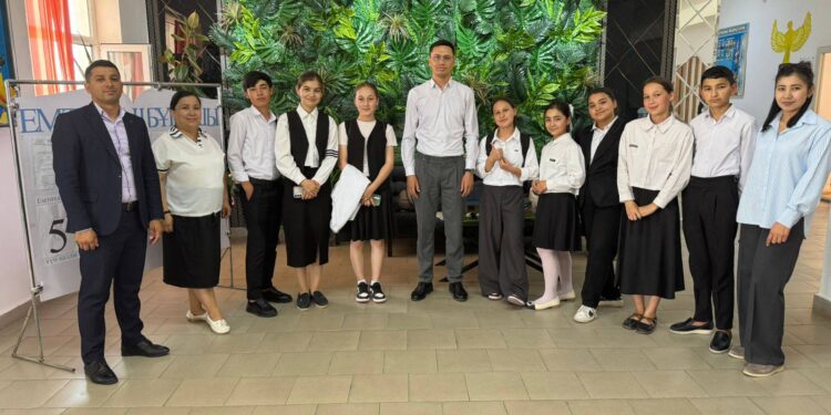 Сауран ауданы білім бөліміне қарасты. «Мектеп Жаңа Иқан» ЖШС жалпы орта білім беру мекемесінің жас зерттеушілері Республикалық ғылыми жоба байқауының аудандық кезеңінде тамаша нәтиже көрсетті!