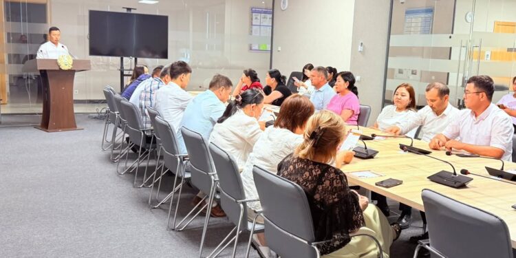 Түркістан облысы бойынша қазынашылық департаментінің қызметкерлеріне түсіндірме жұмыстары жүргізілді.