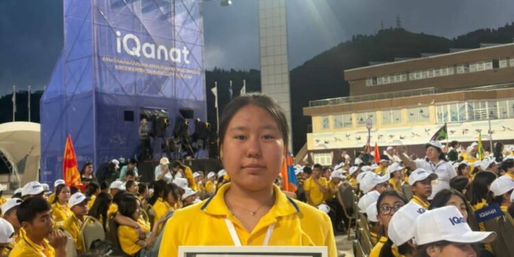 Сауран ауданы білім бөліміне қарасты. Сауран ауданы білім бөліміне қарасты»Қаражон» шағын жинақты жалпы білім беретін мектеп» КММ-нің 8-сынып оқушысы КЕНЖЕТАЙ КӘУСАР республикалық деңгейде білімін дәлелдеді!