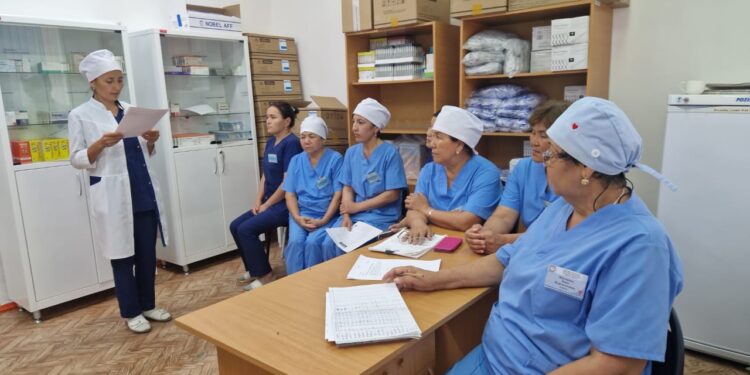 Медицина қызметкерлері арасында семинар өткізілді.