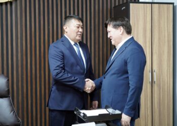 ҚАЗЫҒҰРТ АУДАНДЫҚ ОРТАЛЫҚ АУРУХАНАСЫНА ЖАҢА БАС ДӘРІГЕР ТАҒАЙЫНДАЛДЫ.