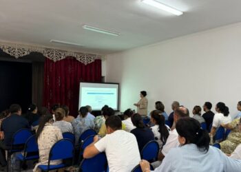 Сауран аудандық емхана.