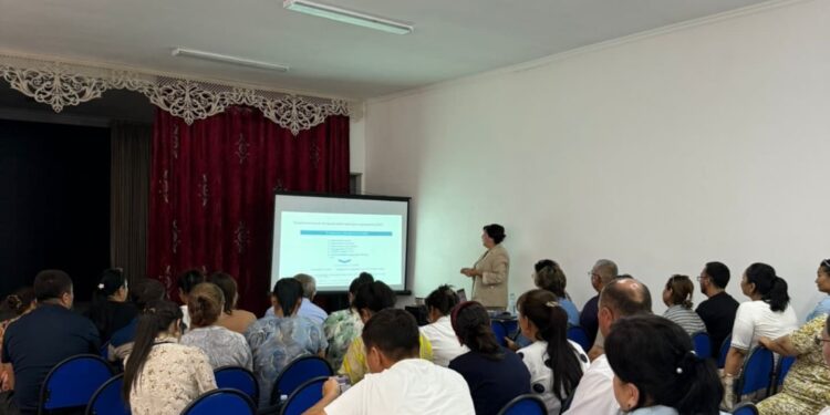 Сауран аудандық емхана.