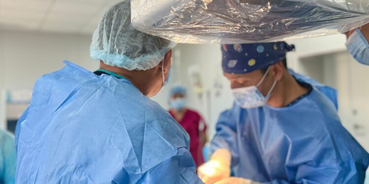 ОБЛЫСТЫҚ БАЛАЛАР АУРУХАНАСЫНДА ОМЫРТҚА ЖОТАСЫНА ЖОҒАРЫ ТЕХНОЛОГИЯЛЫҚ ОТА ЖАСАЛДЫ.