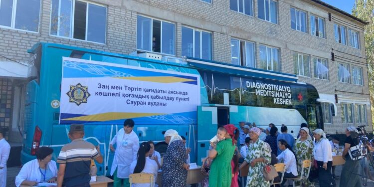 Майдантал ауылында аудан прокуратурасының бастамасымен көшпелі қоғамдық қабылдау өткізілді.