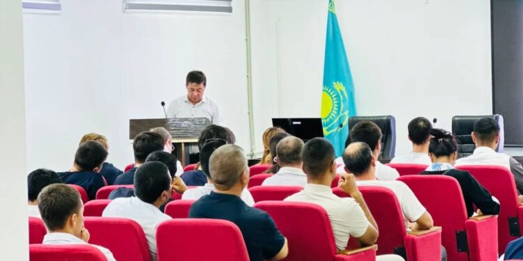 «Медициналық қызметкер мен науқас арасындағы қарым-қатынас» тақырыбында семинар сабағы өткізілді.