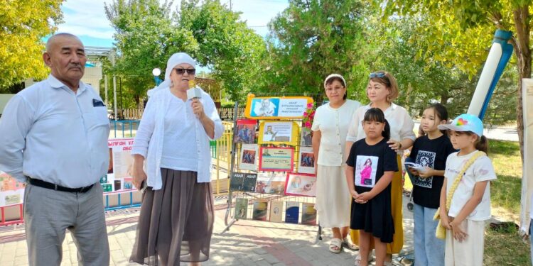 «Кентау көшелері» жобасы аясында Абай көшесінде «Абай мұрасы – халық қазынасы» атты тағылымды іс-шара өтті.