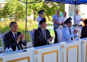 “Адал азамат” біртұтас тәрбие бағдарламасын іске асыру тәжірибесі» тақырыбында облыстық оқыту семинары өтті.